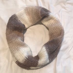 Express infinity scarf